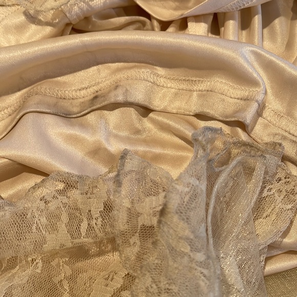 Sue Wong Nocturne Formal Beaded Ivory Gown Size 4 - Picture 15 of 15